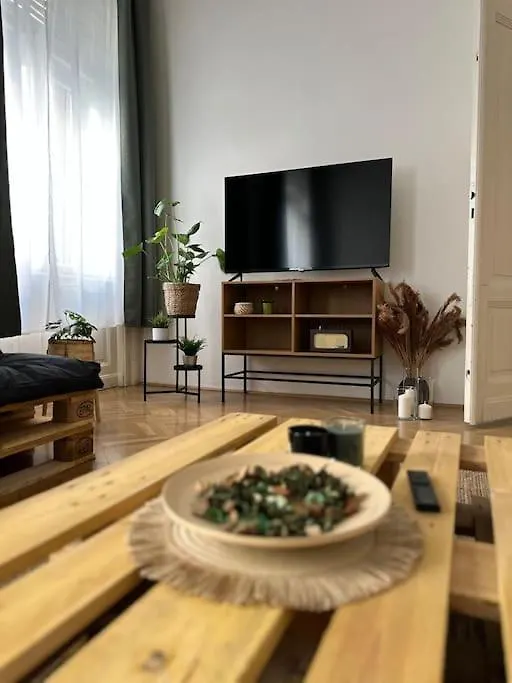 Baross 86 Greenery Apartment Budapest